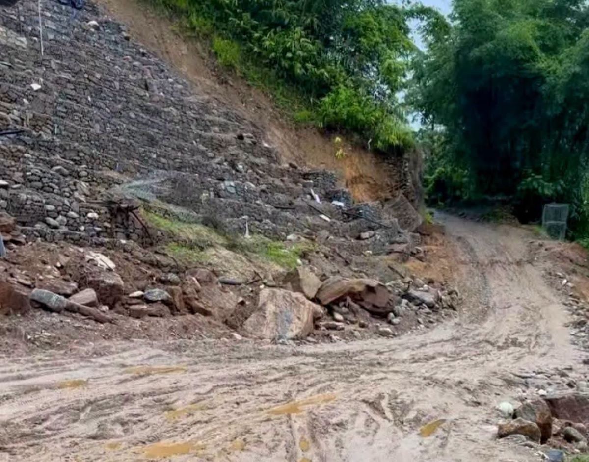 देशभर बाढीको कहर: १११ मेगावाटको रसुवागढी आयोजना बन्द, तातोपानी नाका फेरि ठप्प!