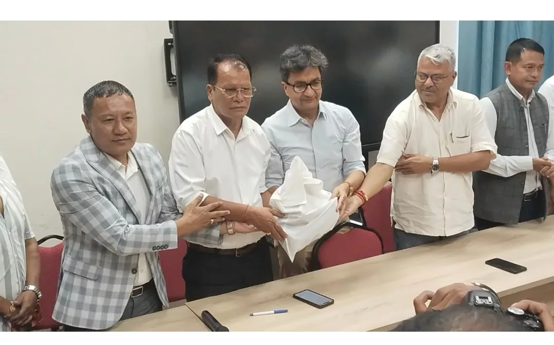 कांग्रेस काभ्रेद्वारा केन्द्रीय कोषलाई १७ लाख ६२ हजार हस्तान्तरण