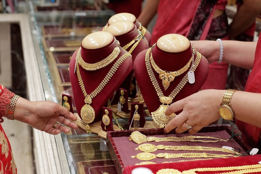 सुन र चाँदी दुवैको मूल्य बढ्यो, कतिमा हुँदैछ कारोबार ?