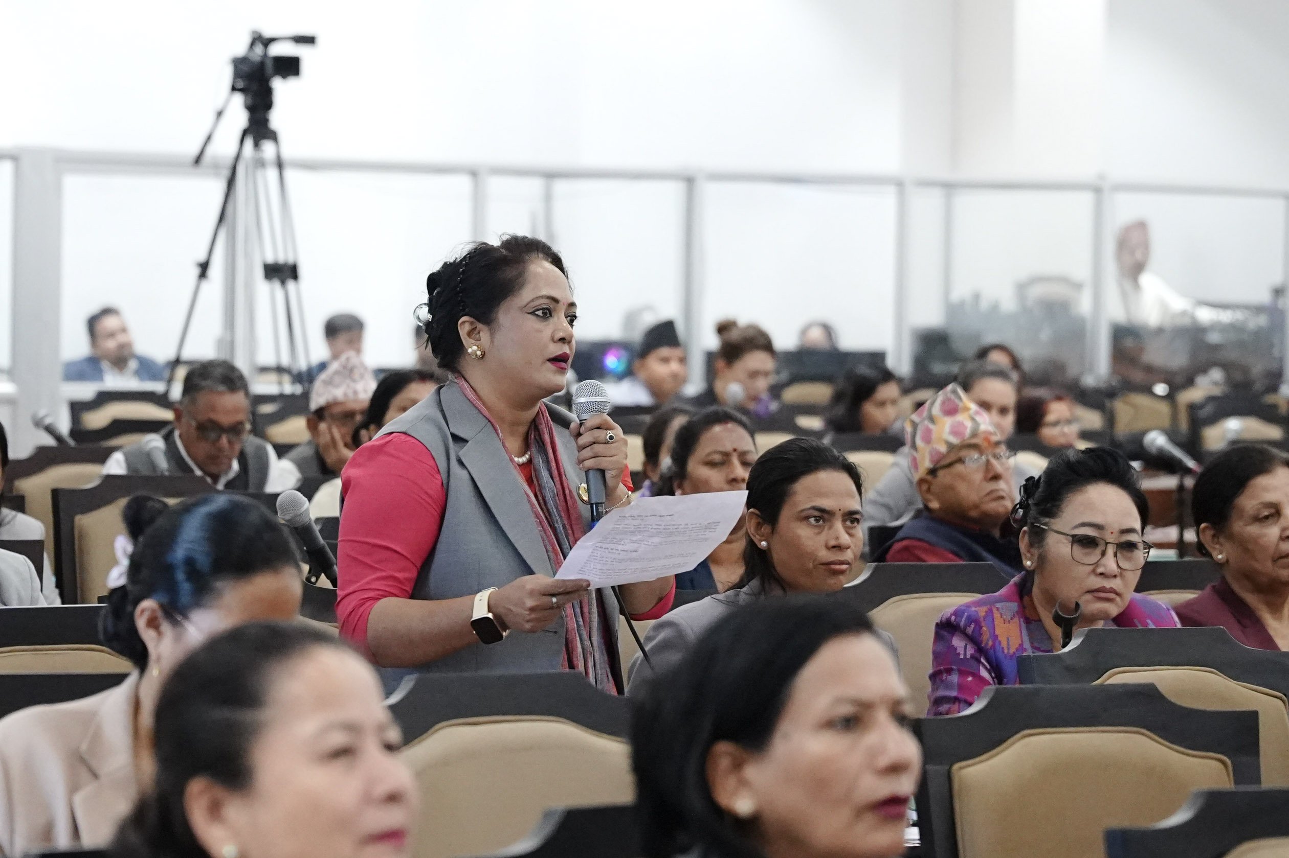 धम्काउने र मलम लगाउने अभिनय स्वीकार्य छैन : सांसद सिद्धिकी