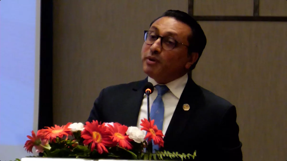 सरकार आफैँ उद्योग चलाउने पक्षमा छैन, निजी क्षेत्रलाई लिजमा दिइनेछ : अर्थमन्त्री