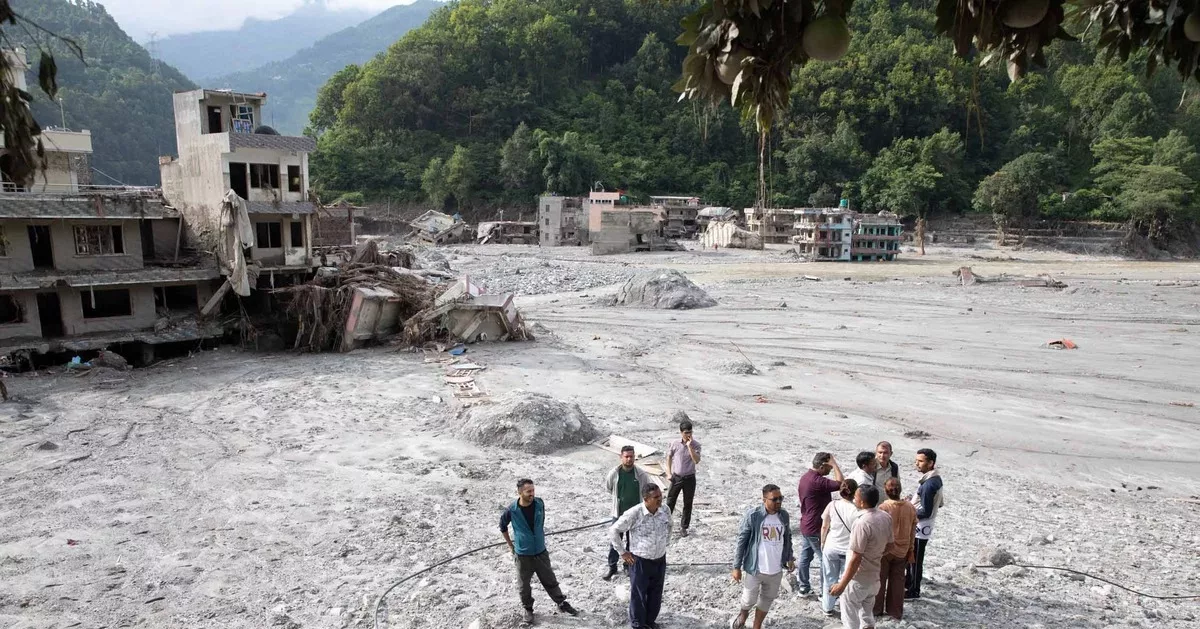 नुवाकोटको एउटै घरमा २४ शव फेला, पोस्टमार्टमका लागि काठमाडौँ पठाइयो