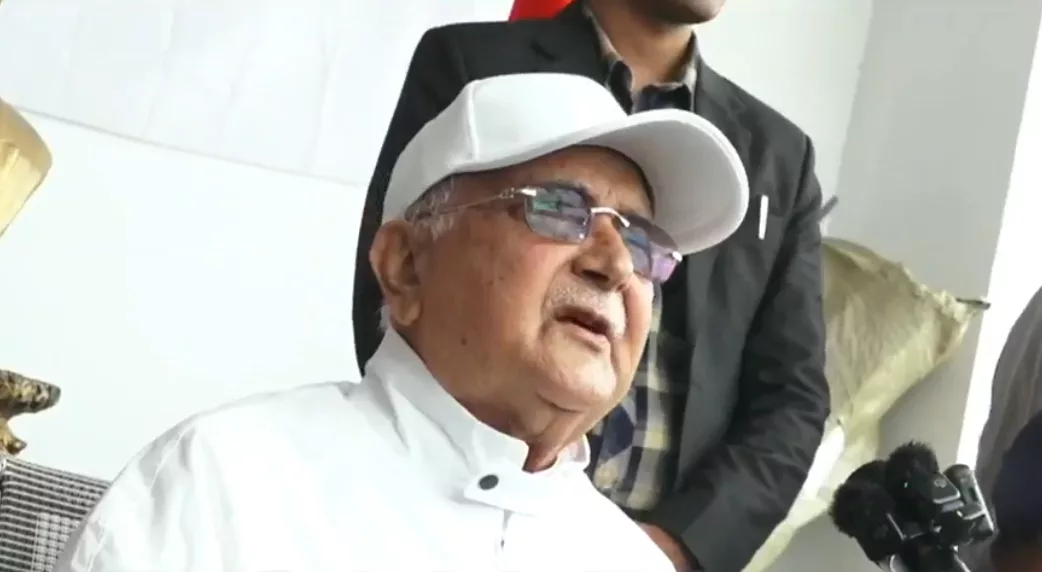 जसले वातावरण बिगार्न भूमिका खेलिरहेका छन्, उनीहरूले क्षतिपूर्ति दिनुपर्छ :  केपी ओली
