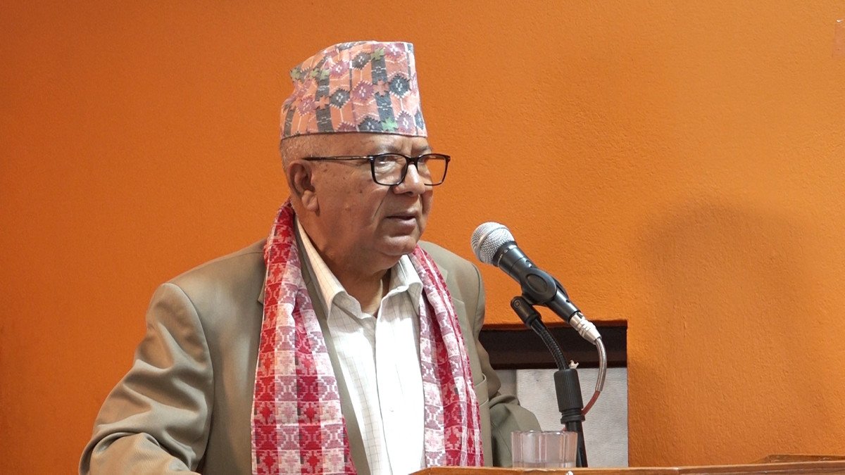 संविधानको रक्षार्थ परिवर्तनकारी शक्ति एक हुनुको विकल्प छैन : नेपाल