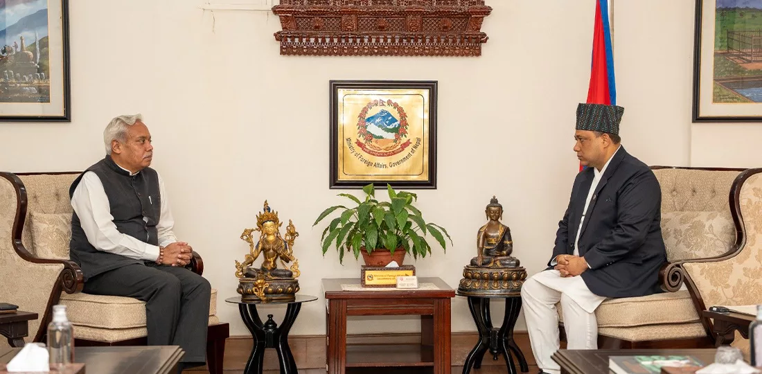 परराष्ट्र सचिवसँग भारतीय राजदूतको बिदाइ भेट